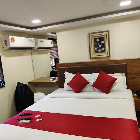 Hotel Happyland Mumbai Ngoại thất bức ảnh