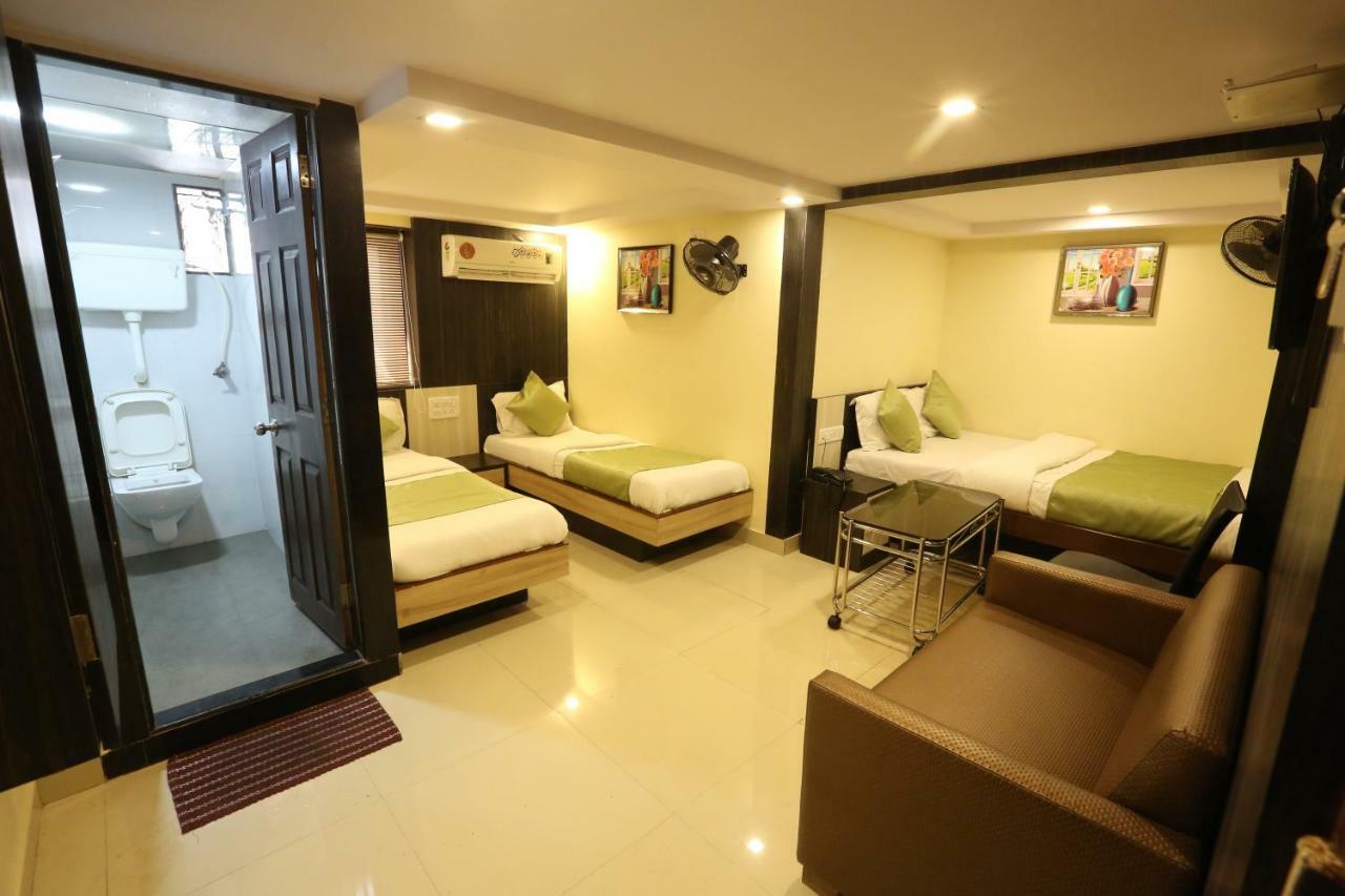 Hotel Happyland Mumbai Ngoại thất bức ảnh