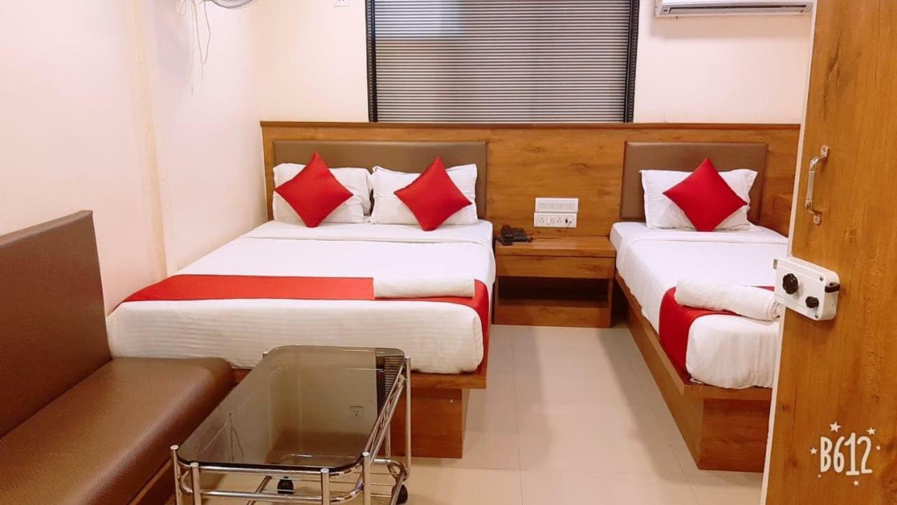 Hotel Happyland Mumbai Ngoại thất bức ảnh