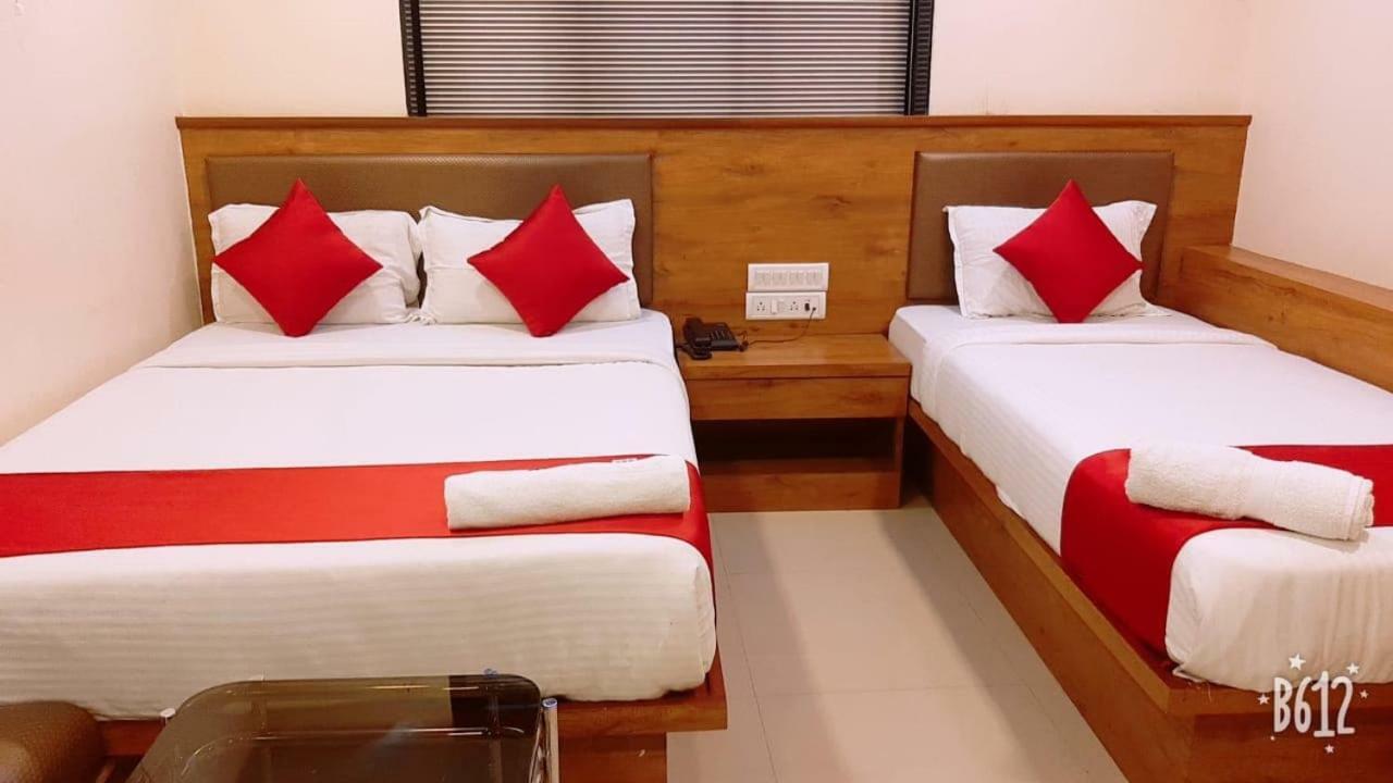 Hotel Happyland Mumbai Ngoại thất bức ảnh