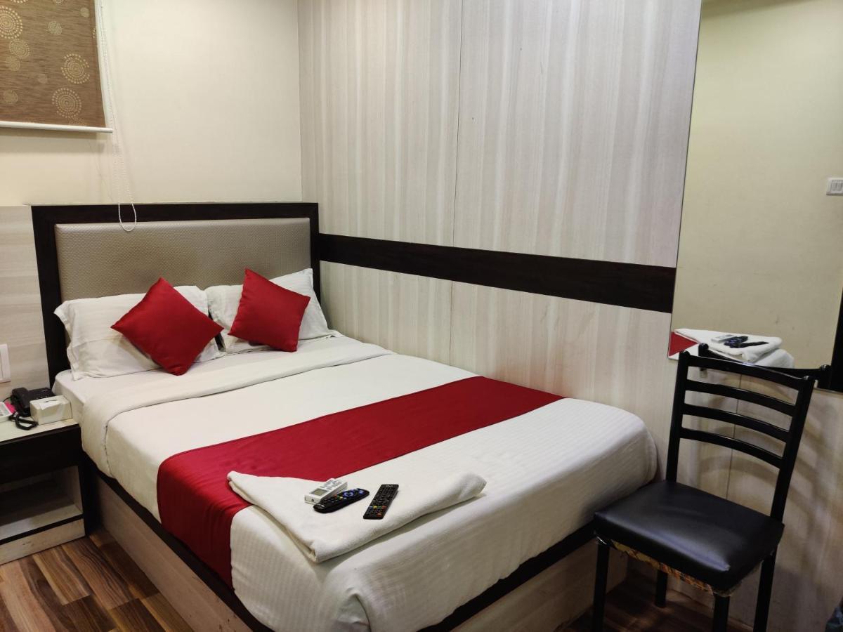 Hotel Happyland Mumbai Ngoại thất bức ảnh