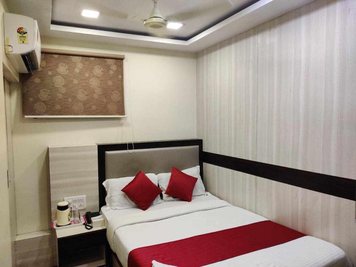 Hotel Happyland Mumbai Ngoại thất bức ảnh