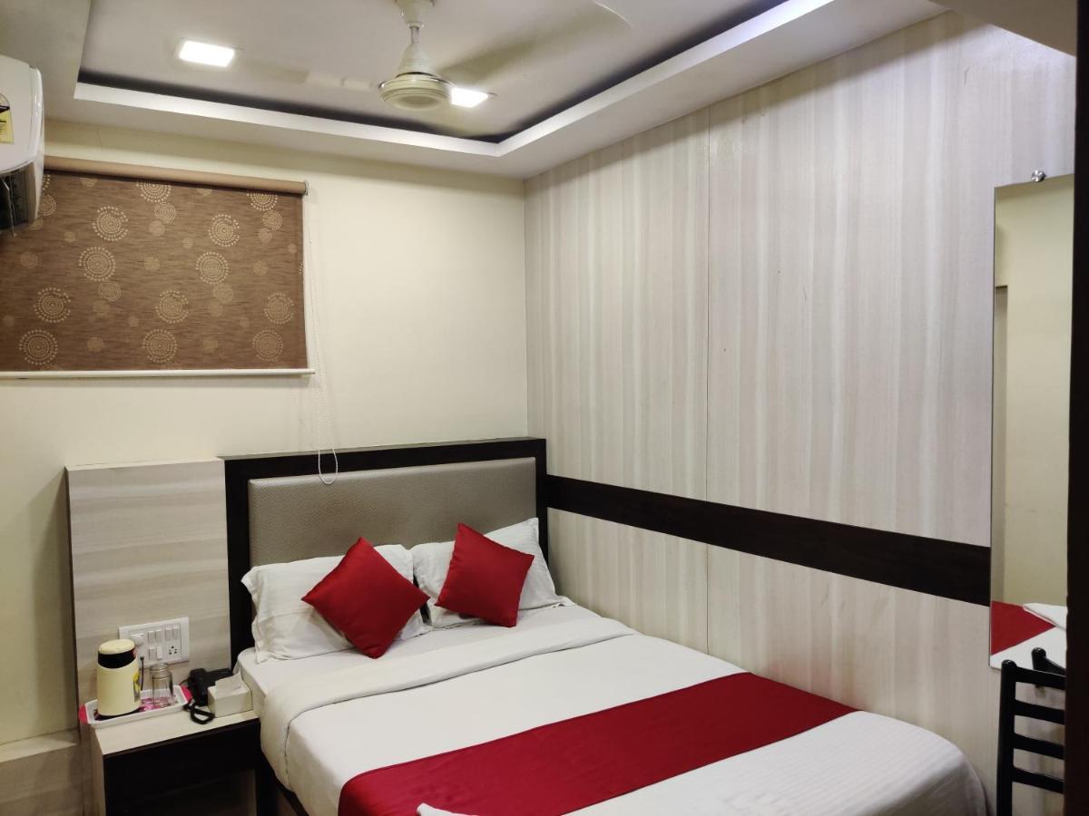 Hotel Happyland Mumbai Ngoại thất bức ảnh