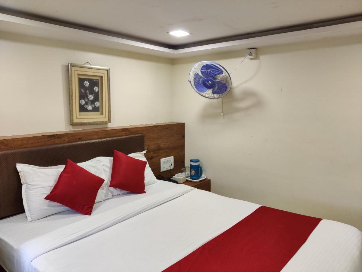Hotel Happyland Mumbai Ngoại thất bức ảnh