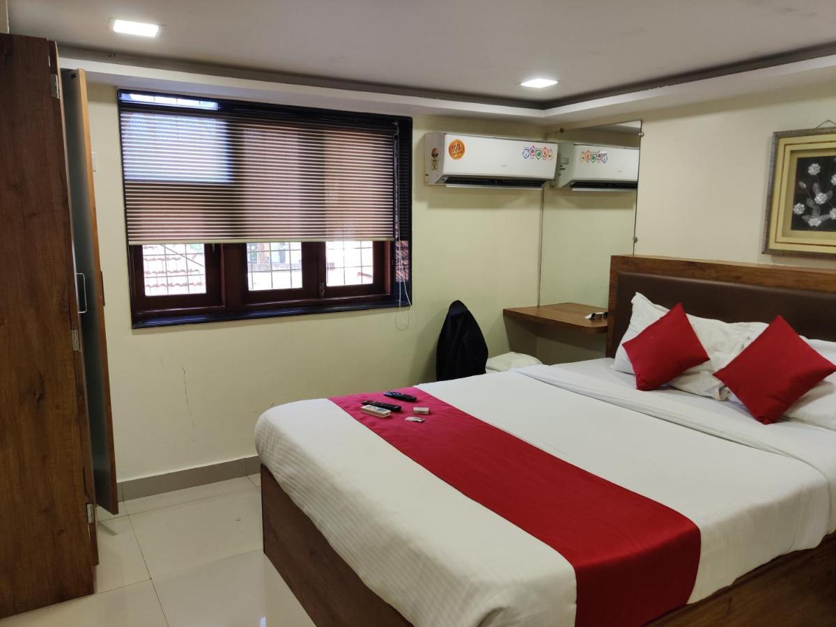 Hotel Happyland Mumbai Ngoại thất bức ảnh