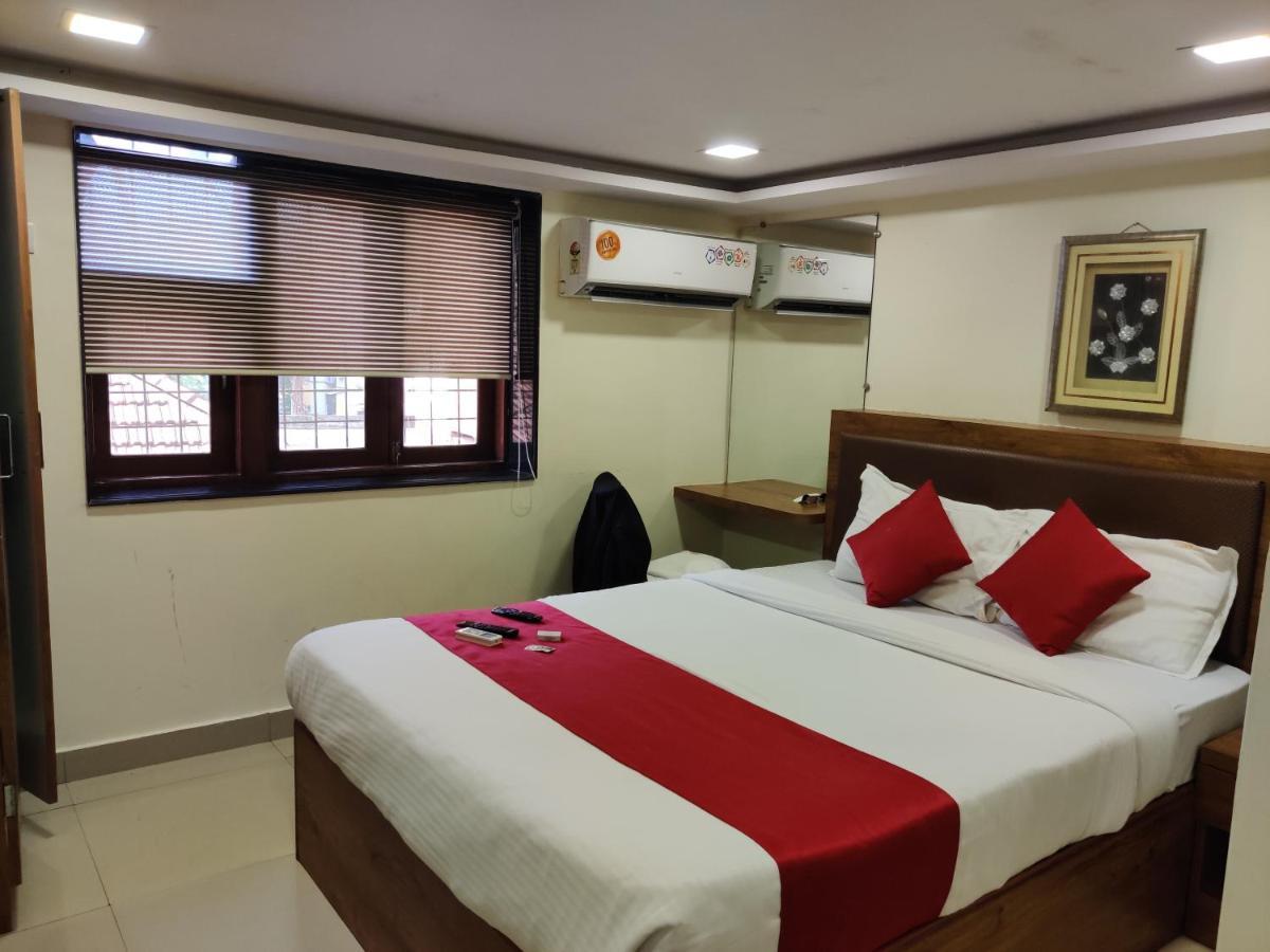Hotel Happyland Mumbai Ngoại thất bức ảnh