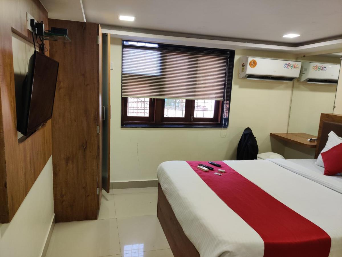 Hotel Happyland Mumbai Ngoại thất bức ảnh