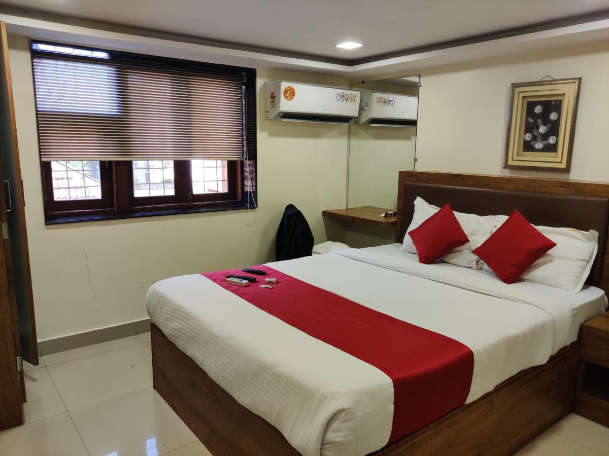 Hotel Happyland Mumbai Ngoại thất bức ảnh